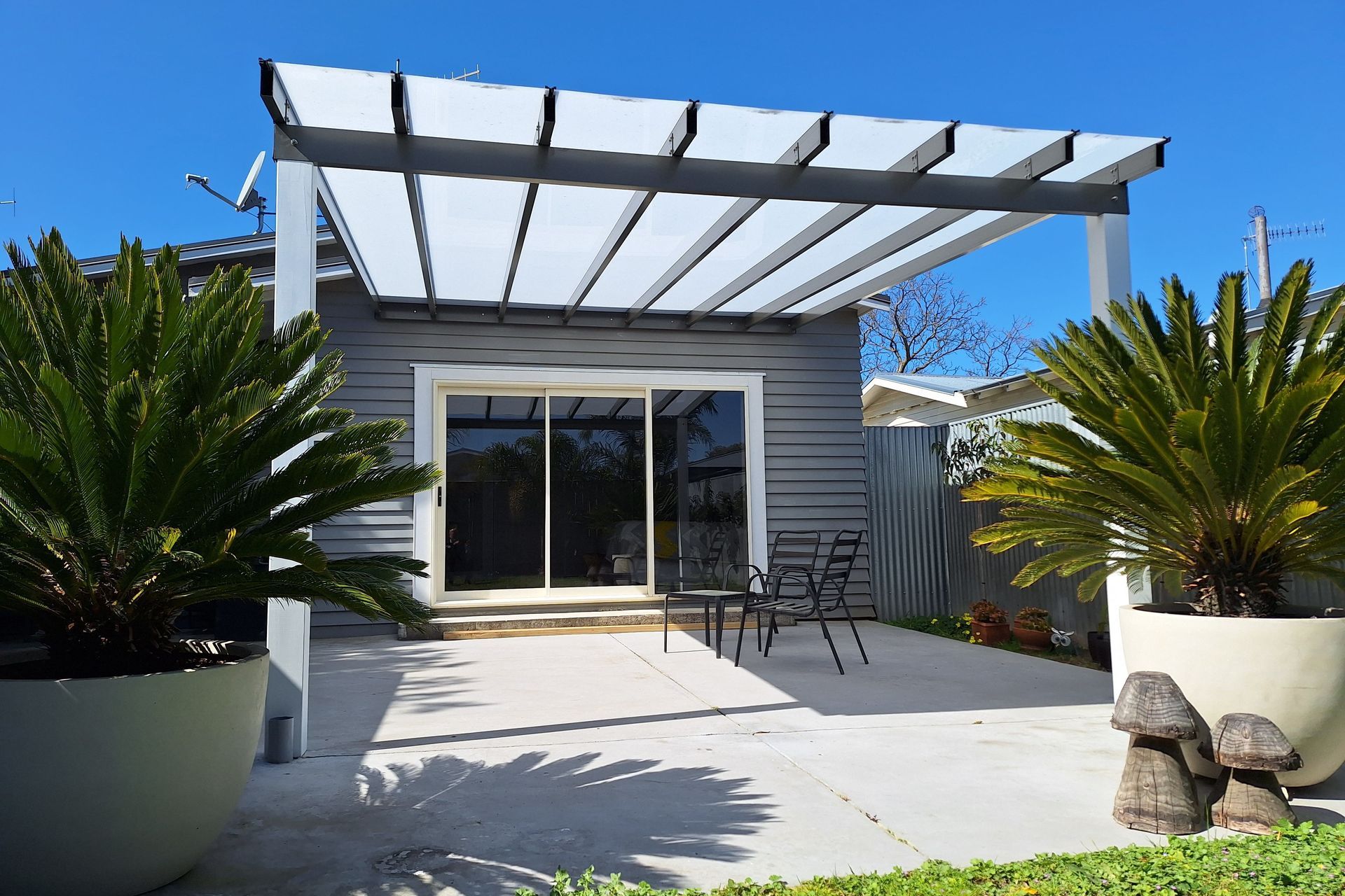 Supporting Image 4 for Universal Glazing Systems (UGS)