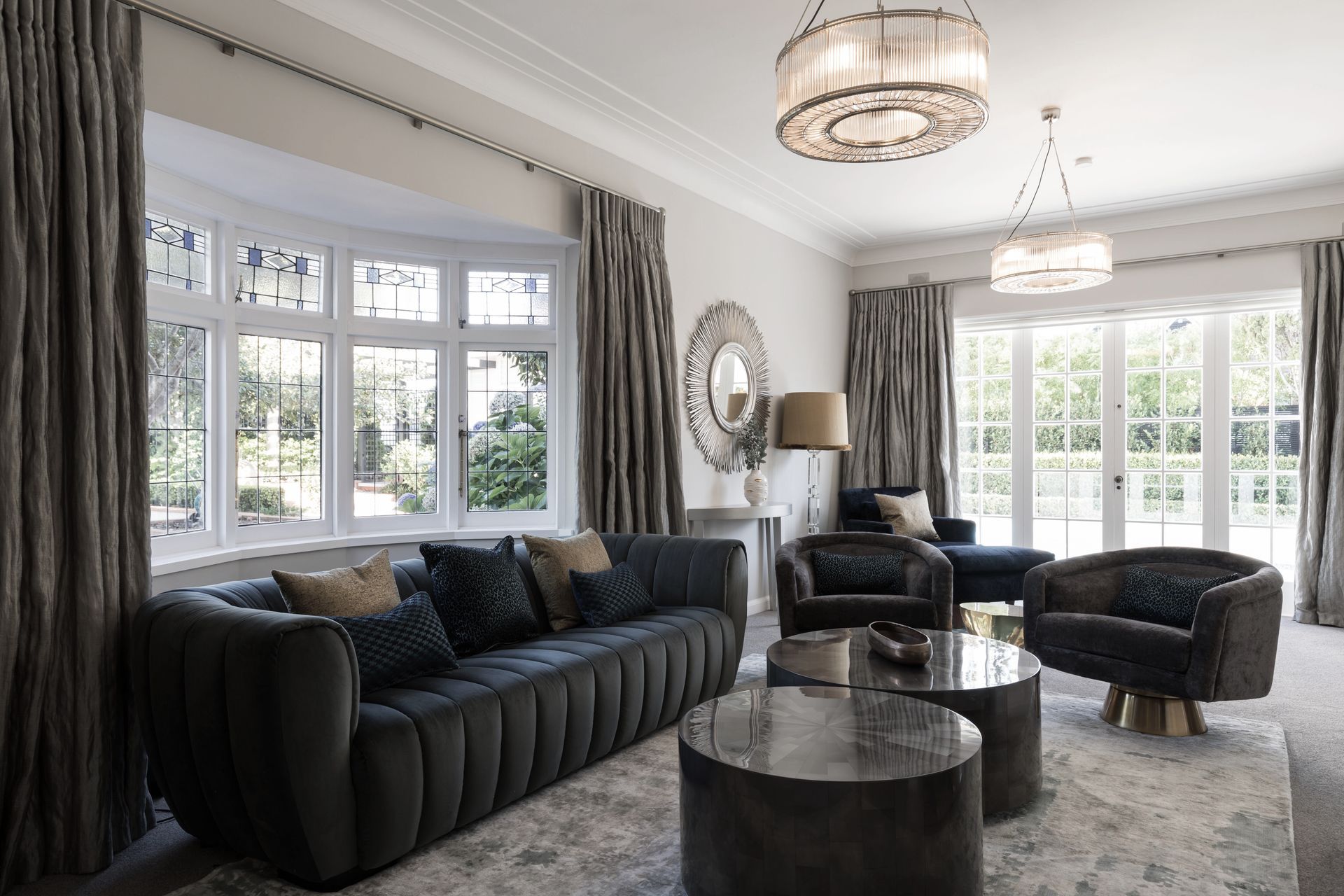 Supporting Image 1 for Vanda