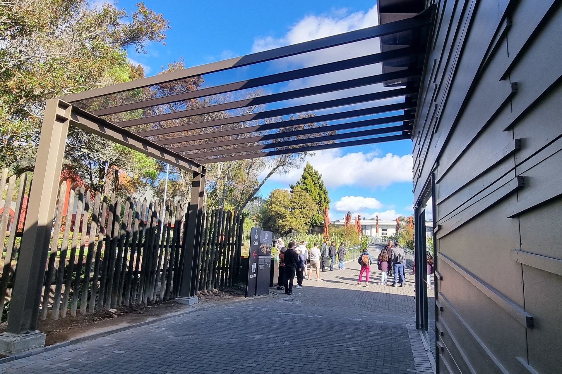 Supporting Image 1 for Universal Glazing Systems (UGS)