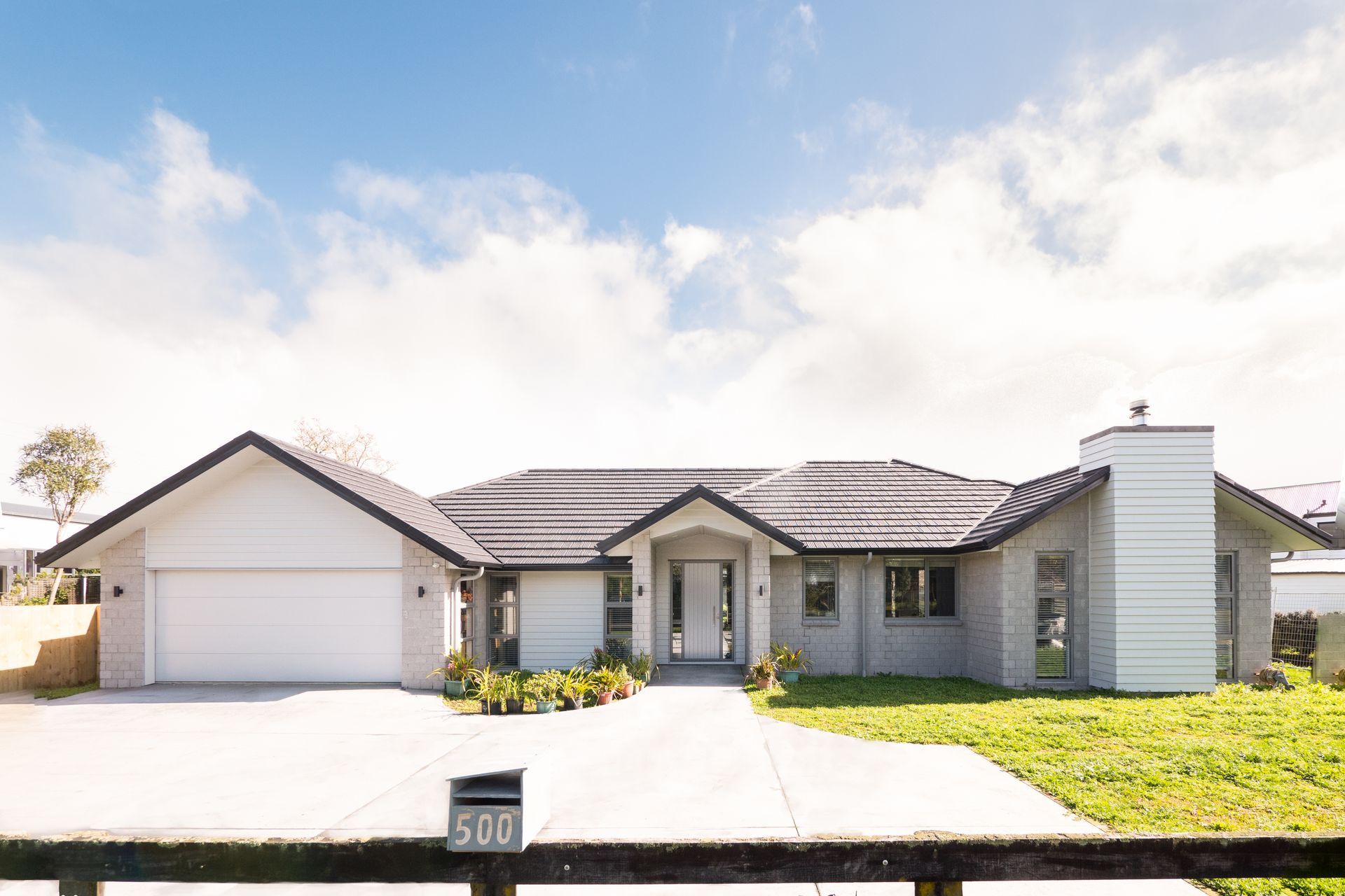 Supporting Image 1 for Windsor Doors