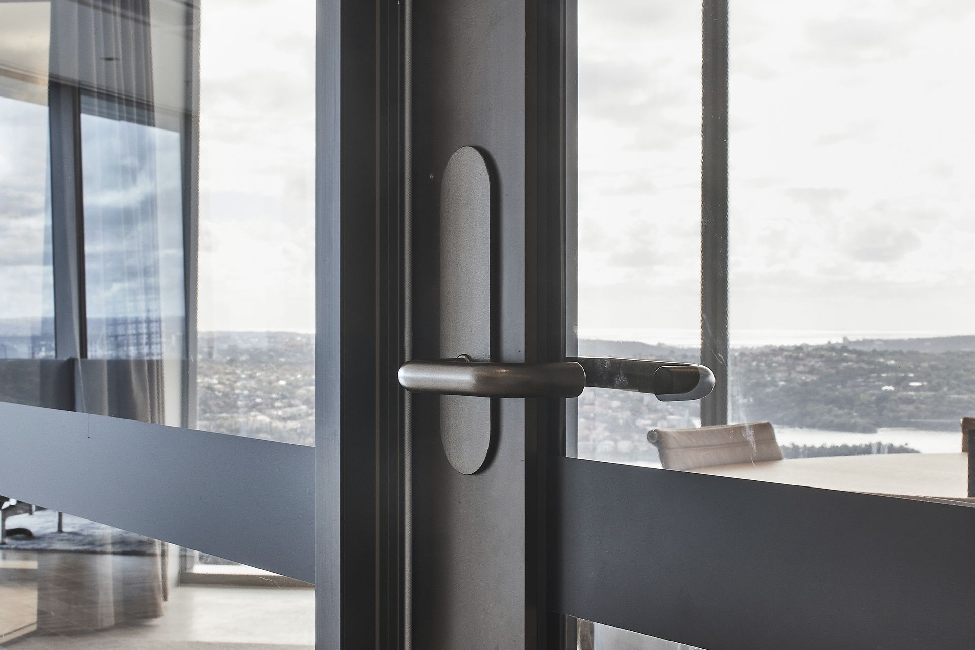 Hero Banner for Entro Hardware