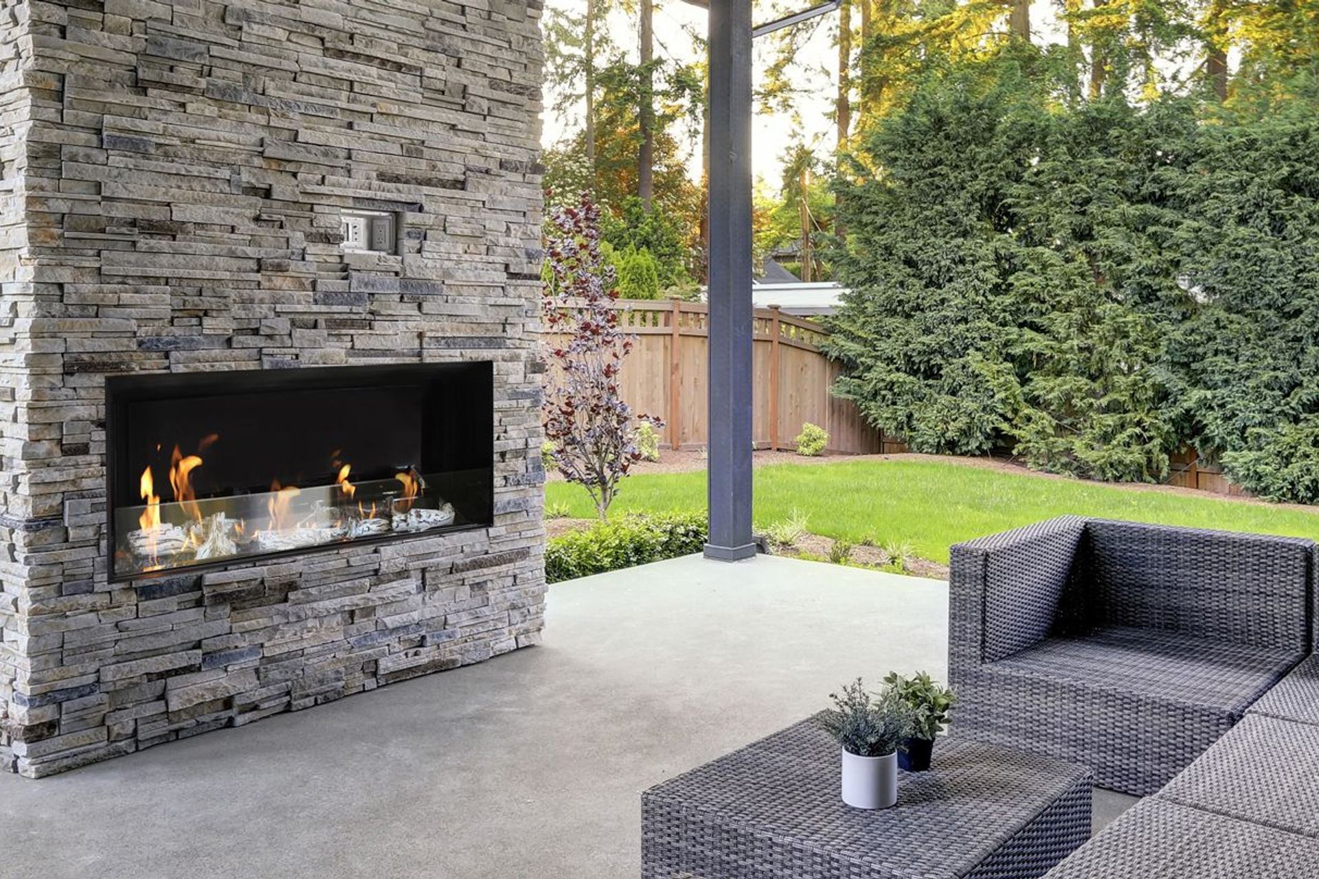 Hero Banner for Horizon Fires