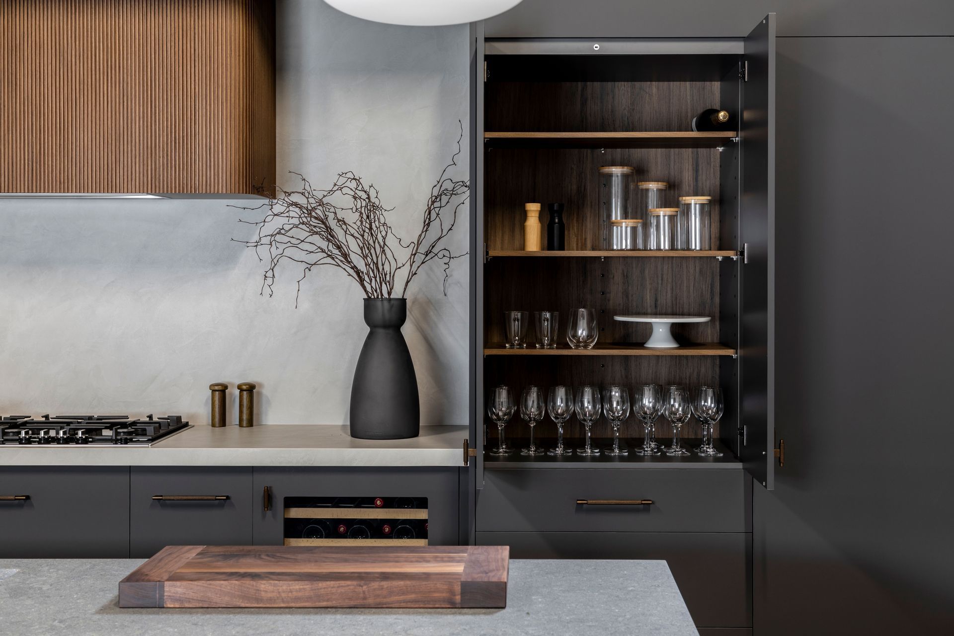 Supporting Image 1 for Plymasters