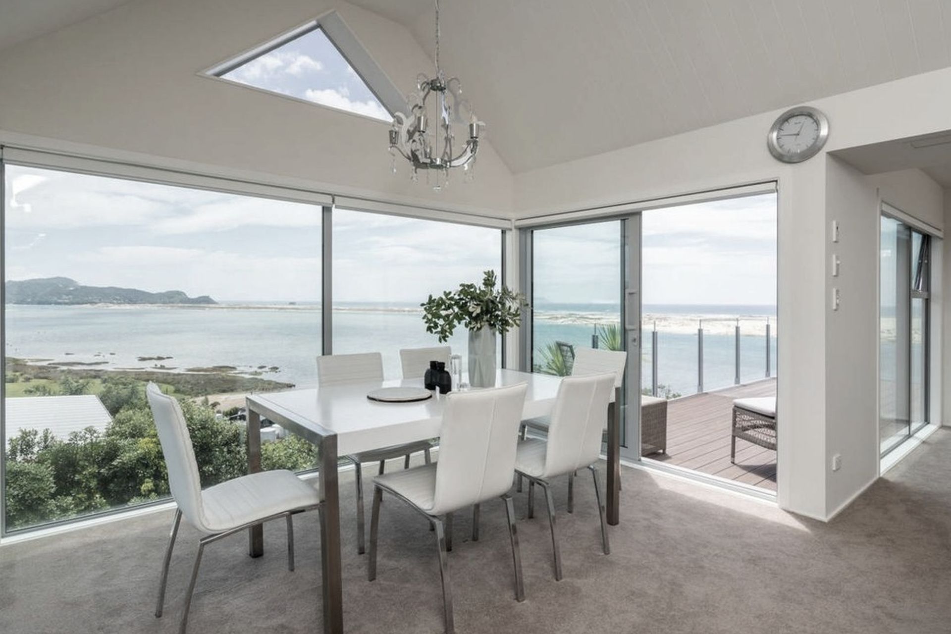 Supporting Image 4 for RetroGLAZE®