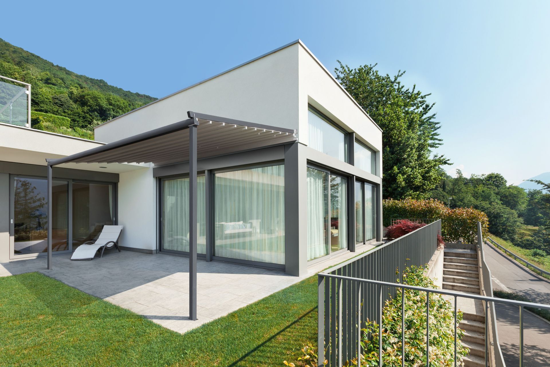 Supporting Image 4 for Shade Elements