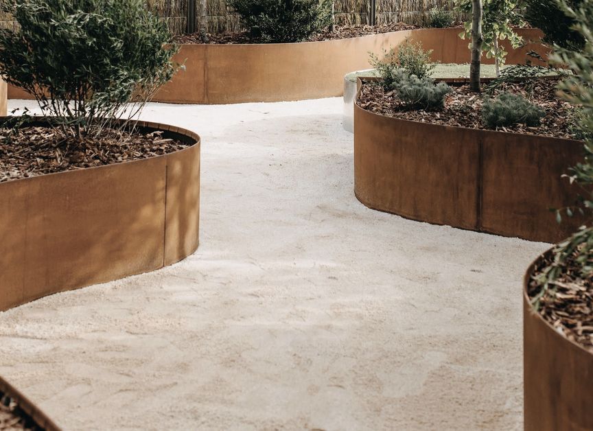 Straightcurve Garden Edging