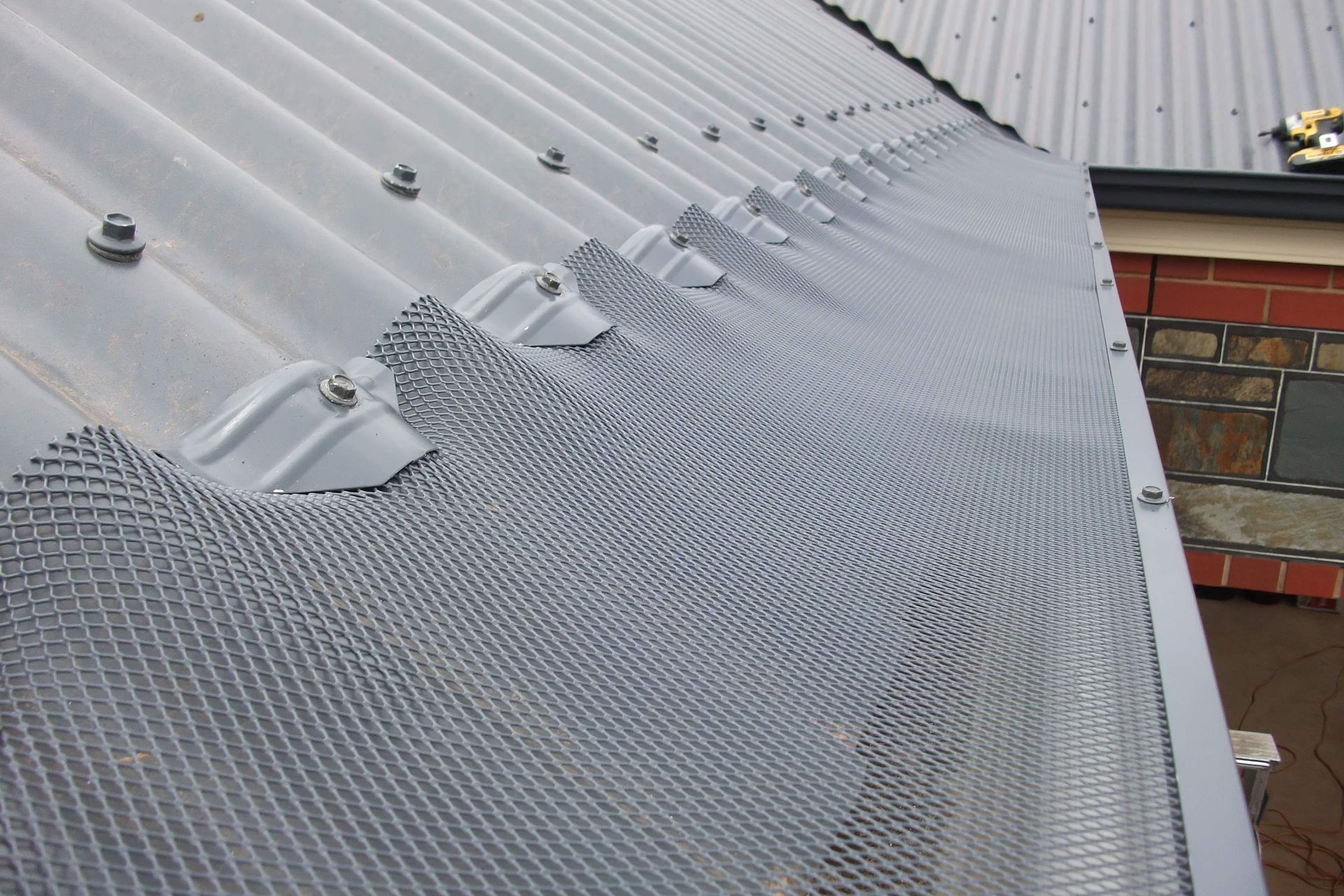 Hero Banner for Gutter Guard Direct