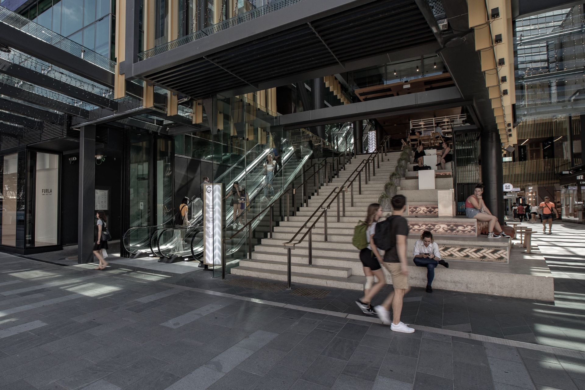 Supporting Image 2 for Diadem