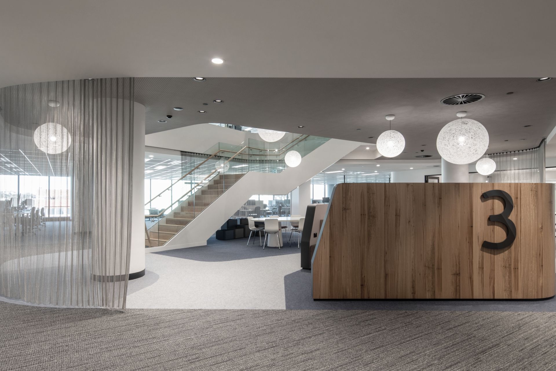 Supporting Image 4 for Diadem