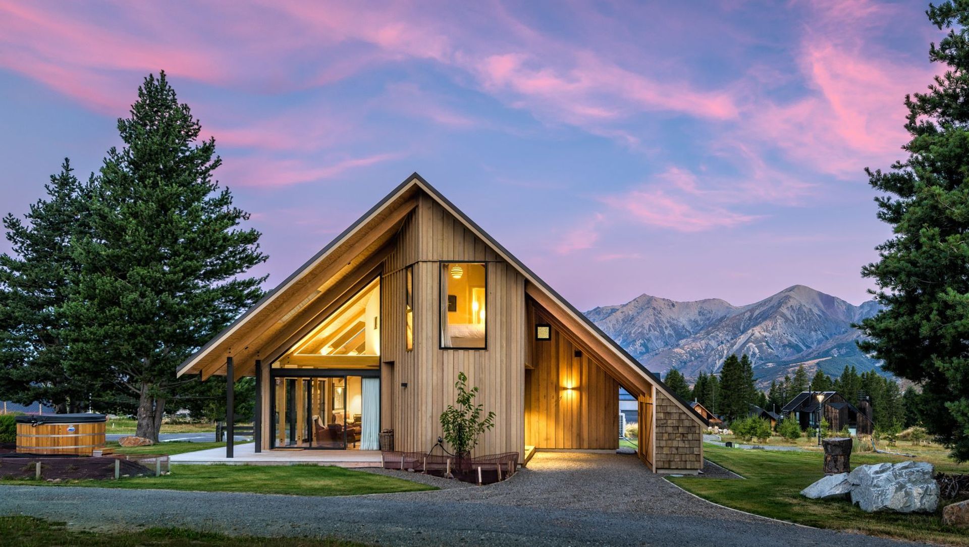 Country Holiday Home banner