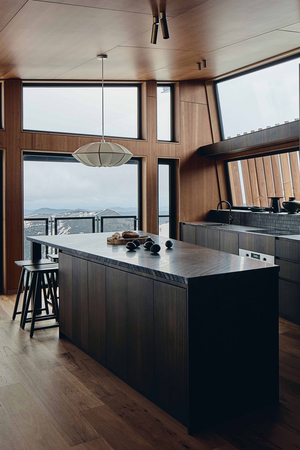 12-Kitchen-overlooking-the-ridgeline-v2.jpg