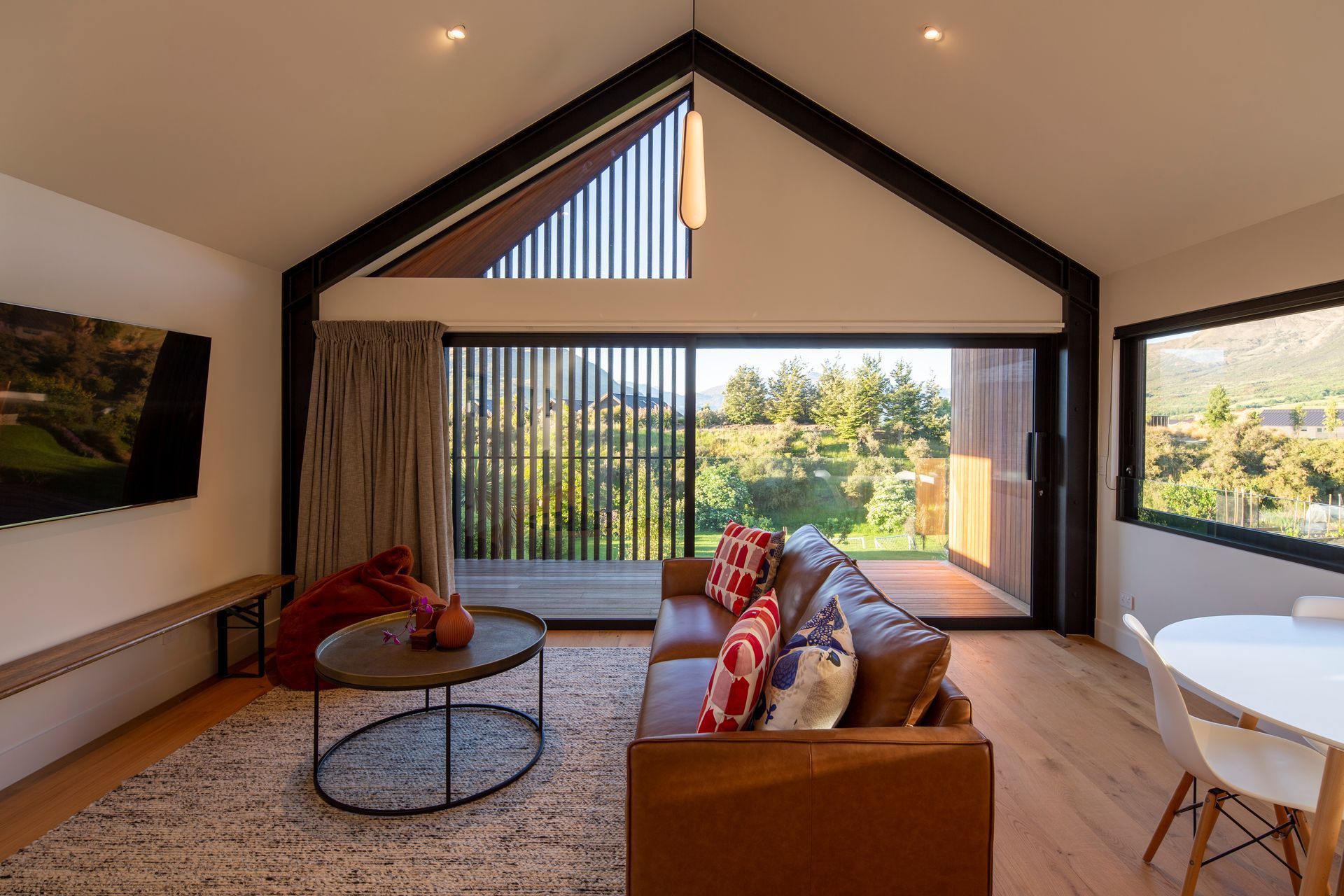 Orford Drive, Jacks Point | Kerr Richie Architects