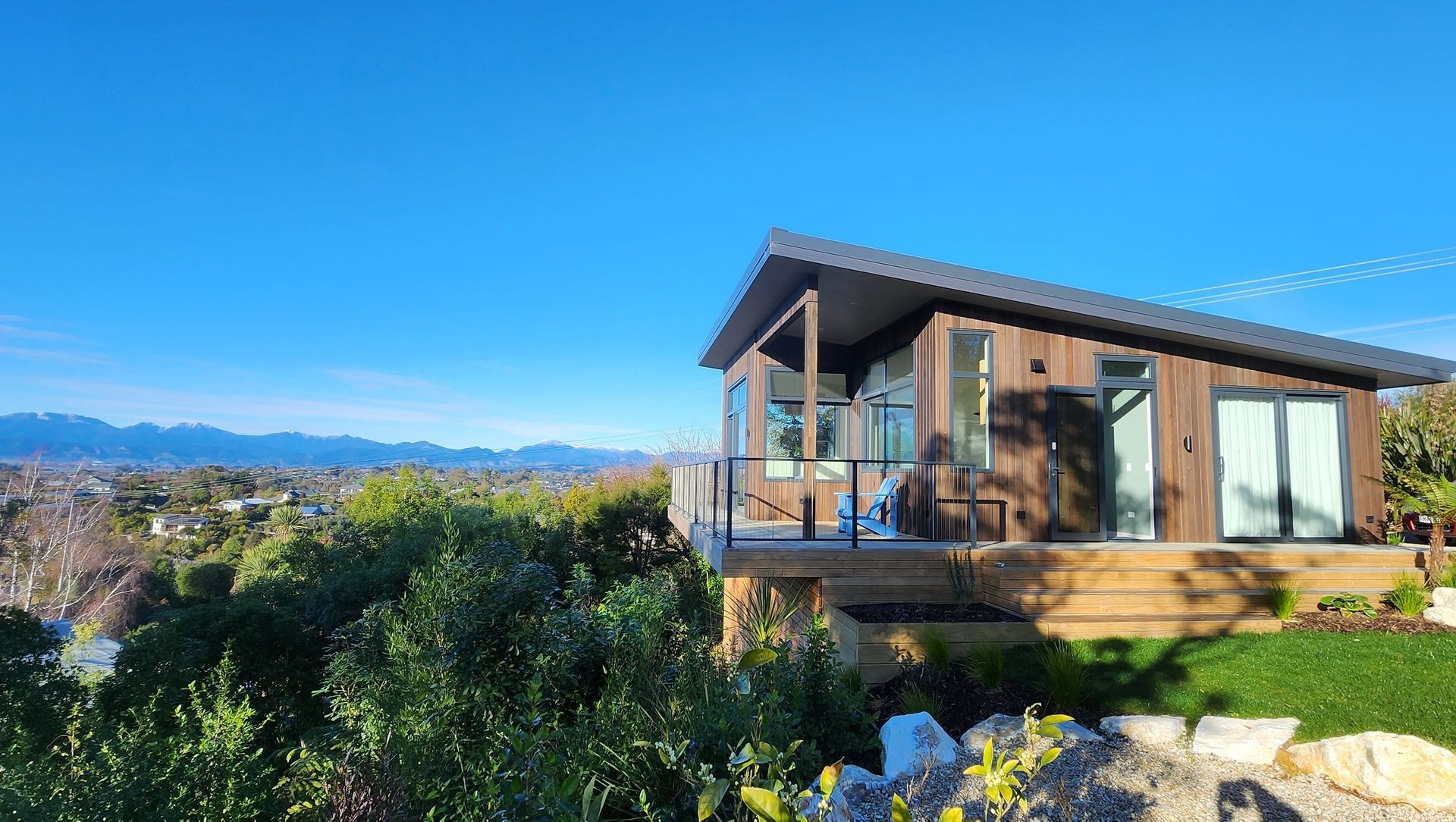 New build Cabin banner