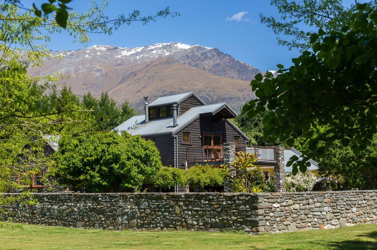 Moven Ferry | Queenstown