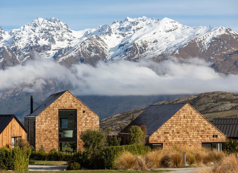 Shingle House Jacks Point | Dravitski Brown Architect