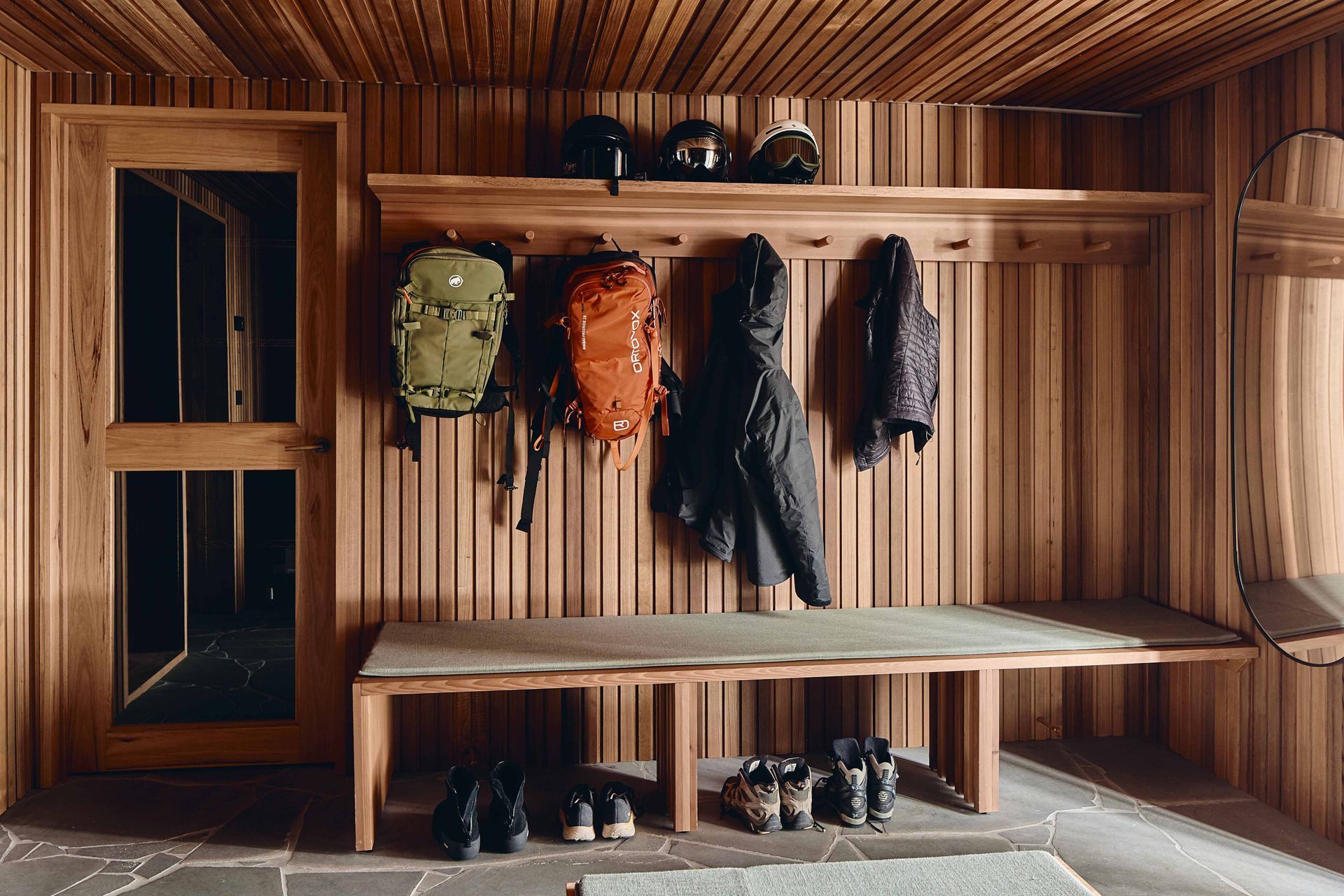 9-The-mudroom-a-place-of-armth-before-you-embrace-the-arctic-outdoors.jpg