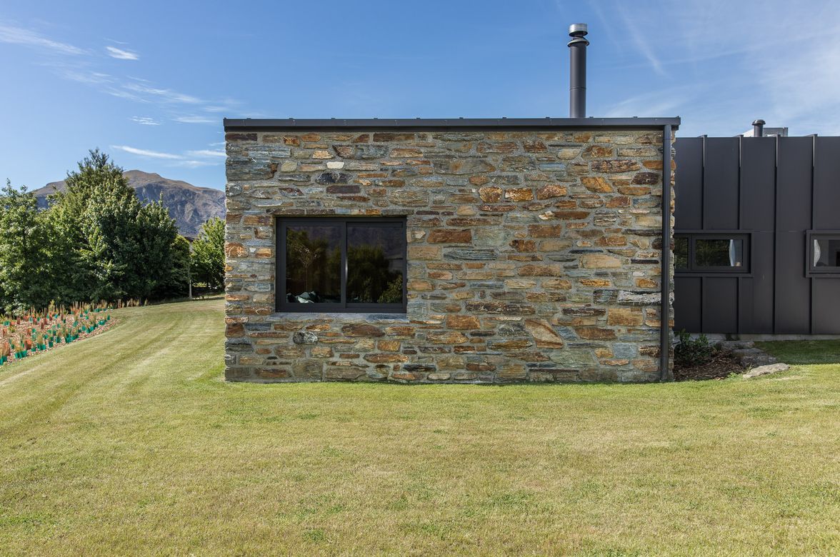 Natural Stone Home Wanaka