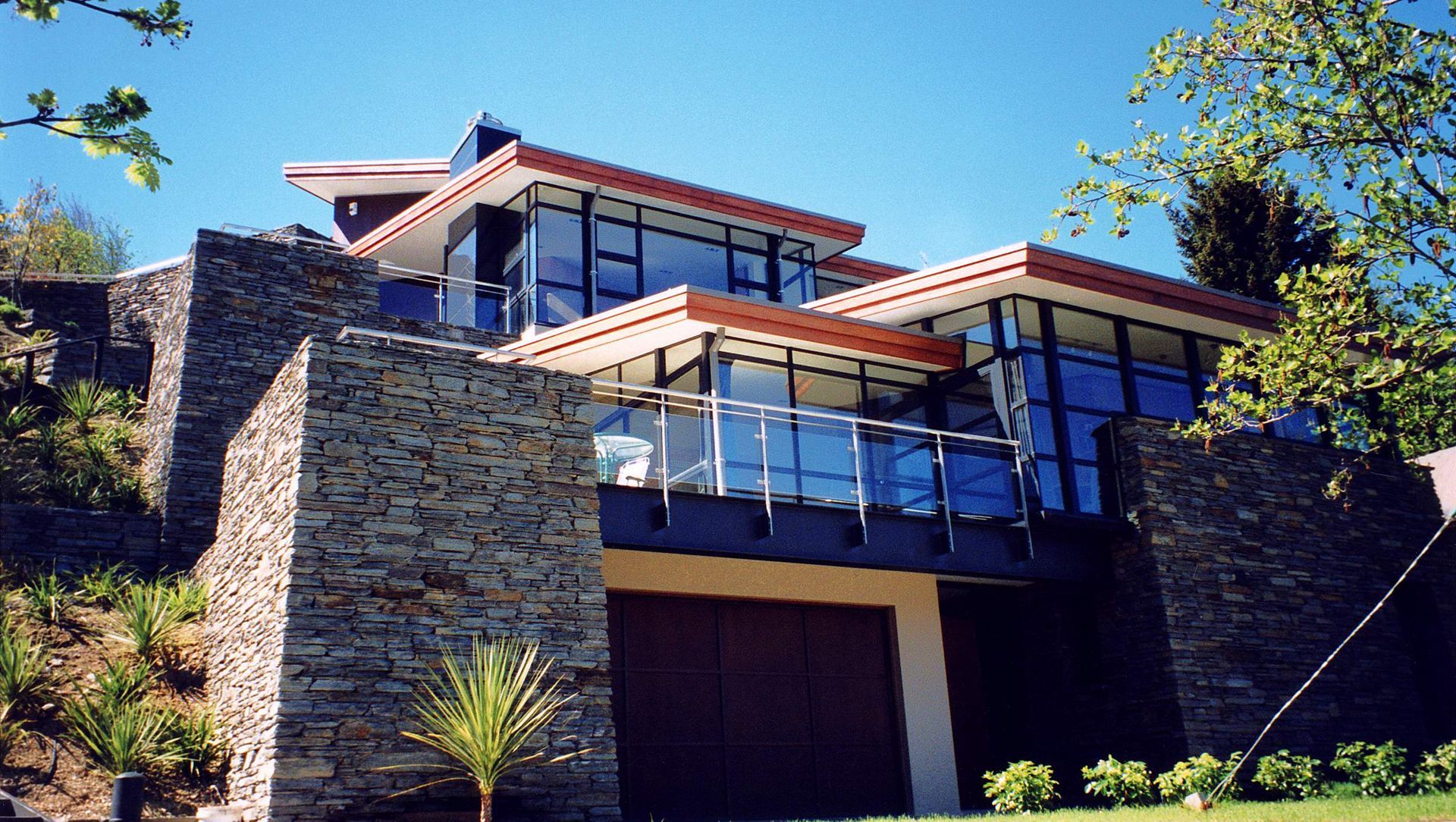 Hallenstein House banner