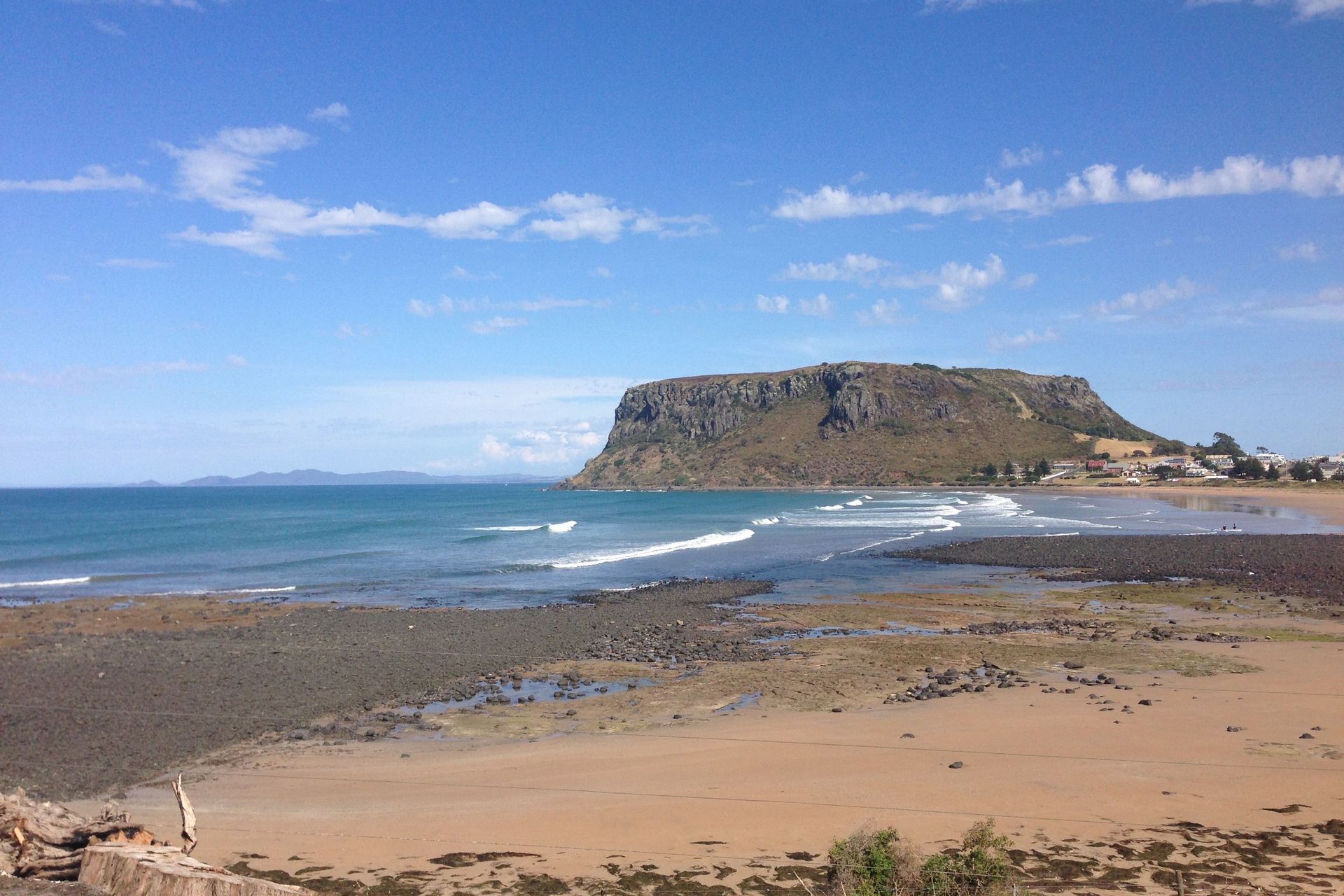 The Nut from Gordons Beach. Stanley is well know for its natural beauty. Our client has resident pademelons, echidna and a grumpy old male devil. Straight at the end of this beach is a graveyard where the lLittle Penguins live