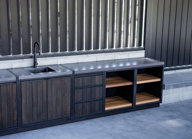 Lake Dunstan Outdoor Kitchen