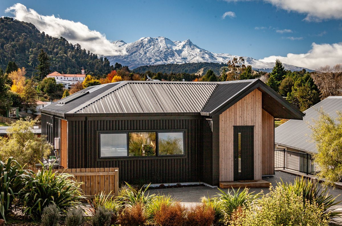 Kowhai Chalet