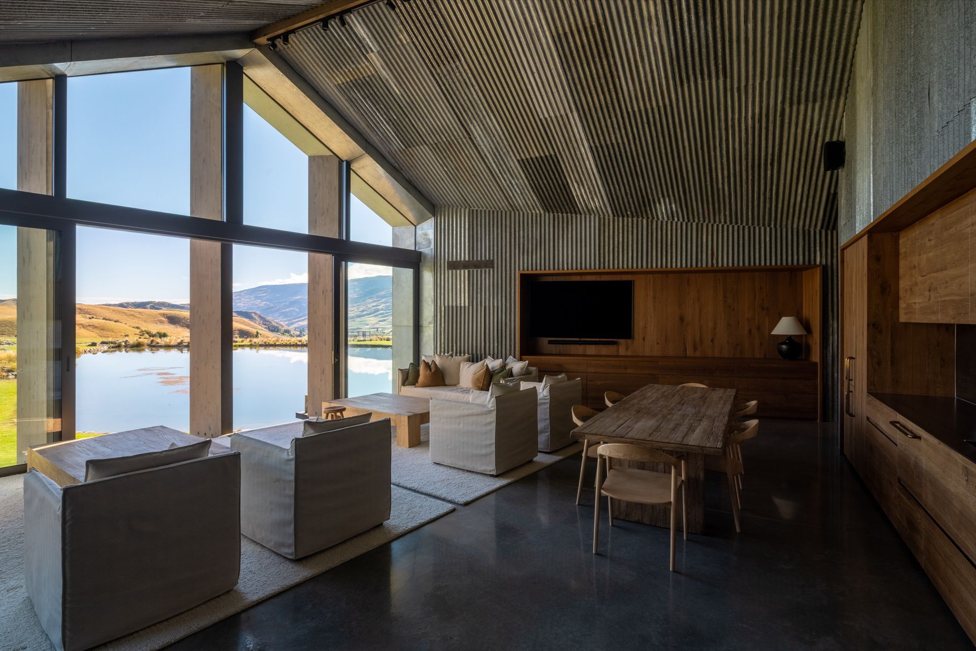 JP14369-HDR-ap-compressed.jpg