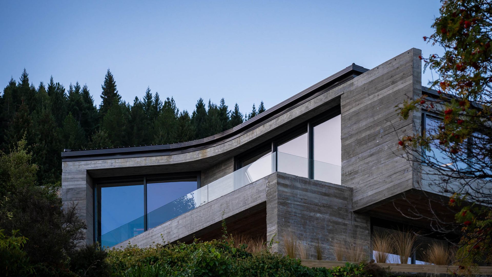 Queenstown Home banner