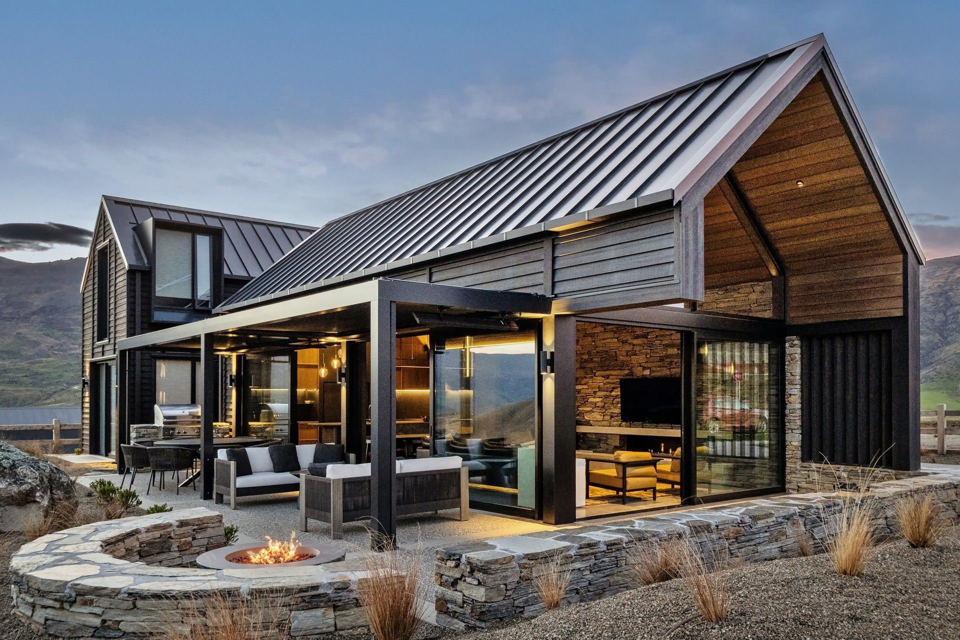 Tuhura-Lodge-Mt-Cardrona-Johnston-Architects-0010-v2.jpg