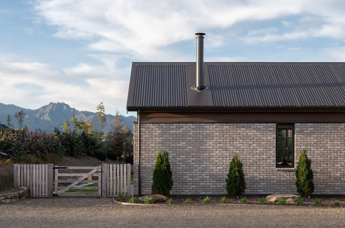 Riverslea Residence