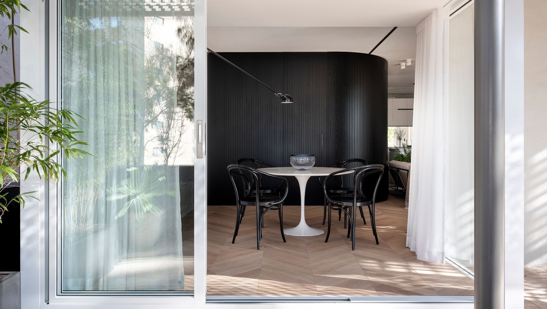 Crescent Apartment banner