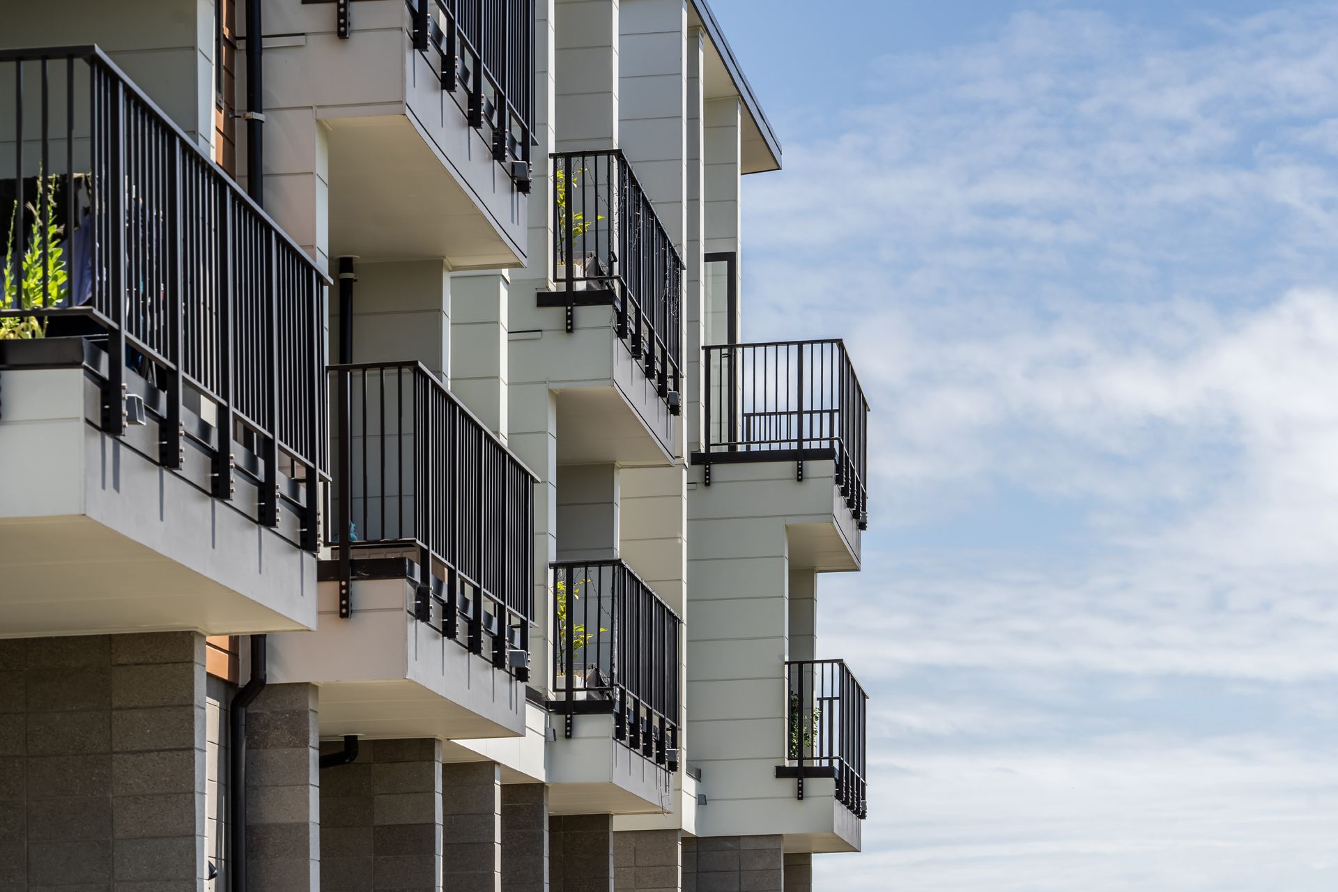 Pacific Gardens Apartments