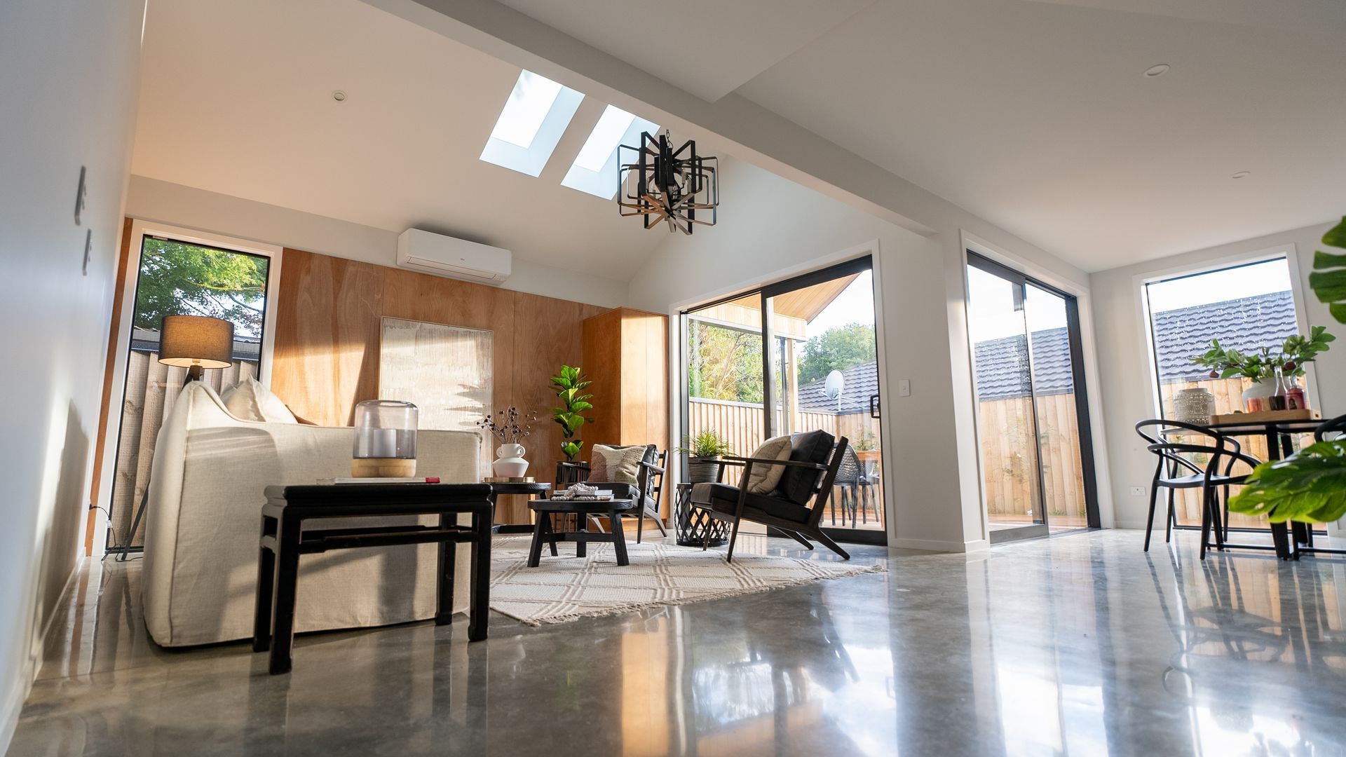 Weston Ave Townhouse 2 - Palmerston North video