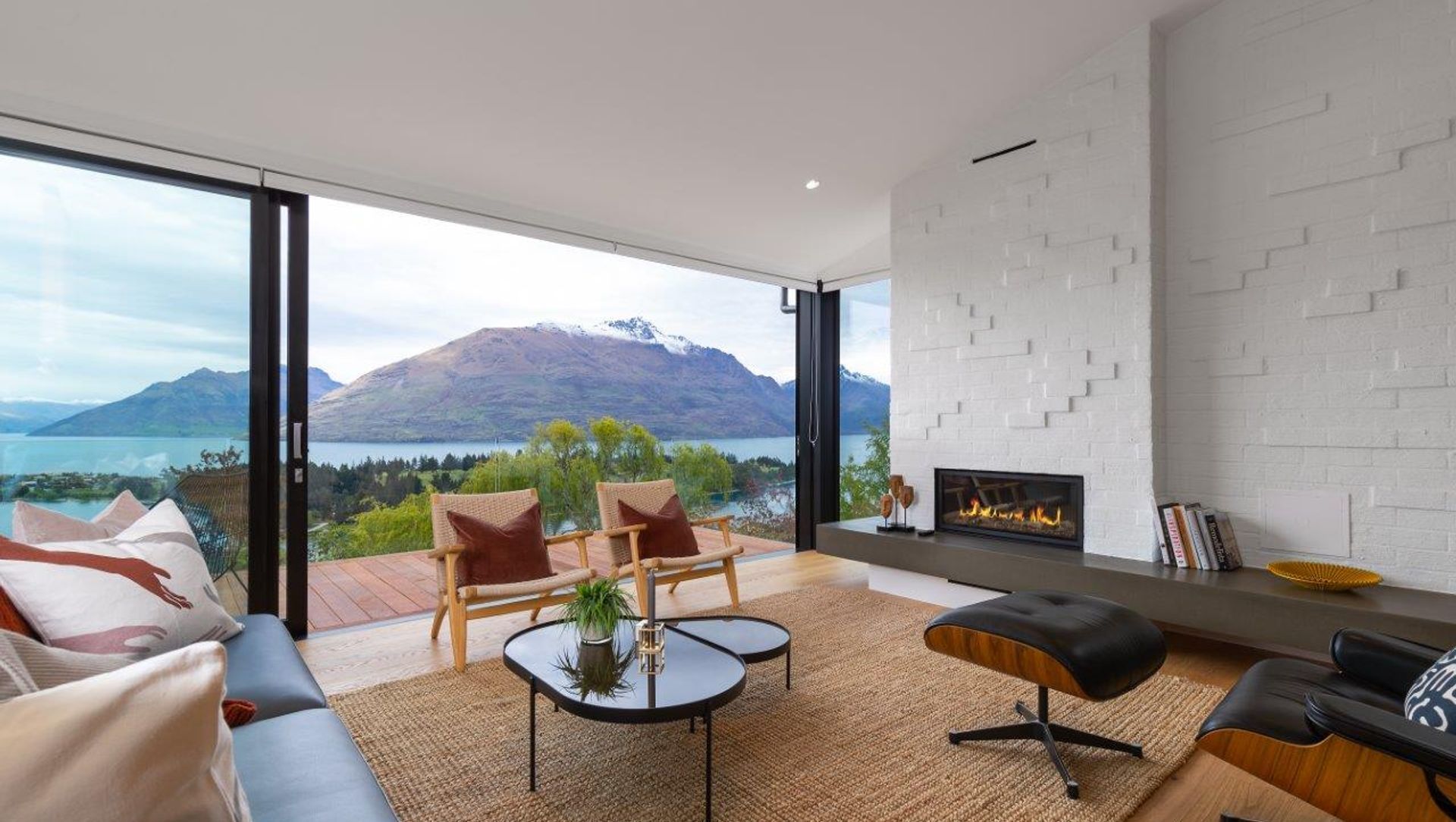 Wakatipu Heights Townhouses banner