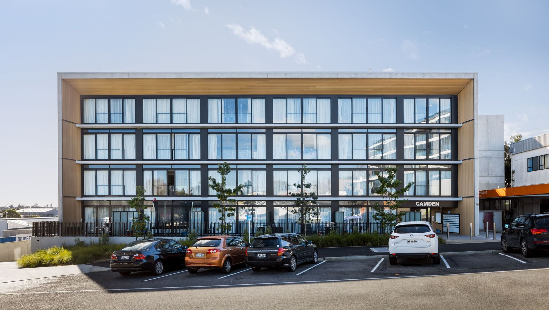 Fourth Ave Apartments banner