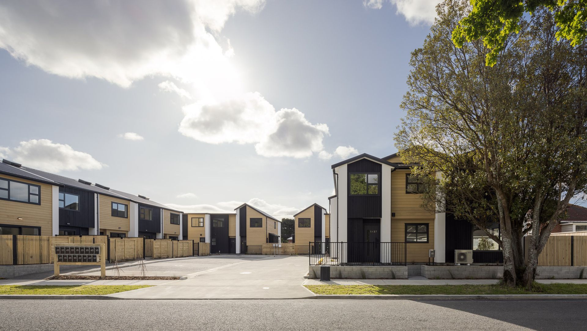 Naenae Townhouses banner