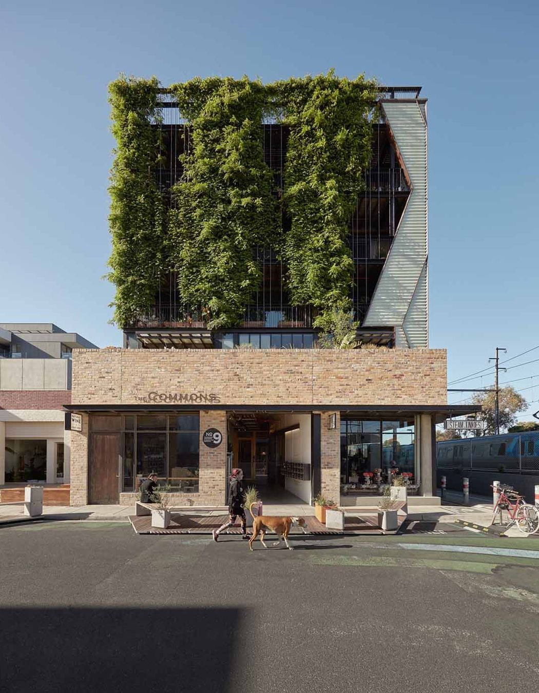 Photography: Dianna Snape, Tom Ross, Rebecca Ramage, Michael Downes, Andrew Wuttke