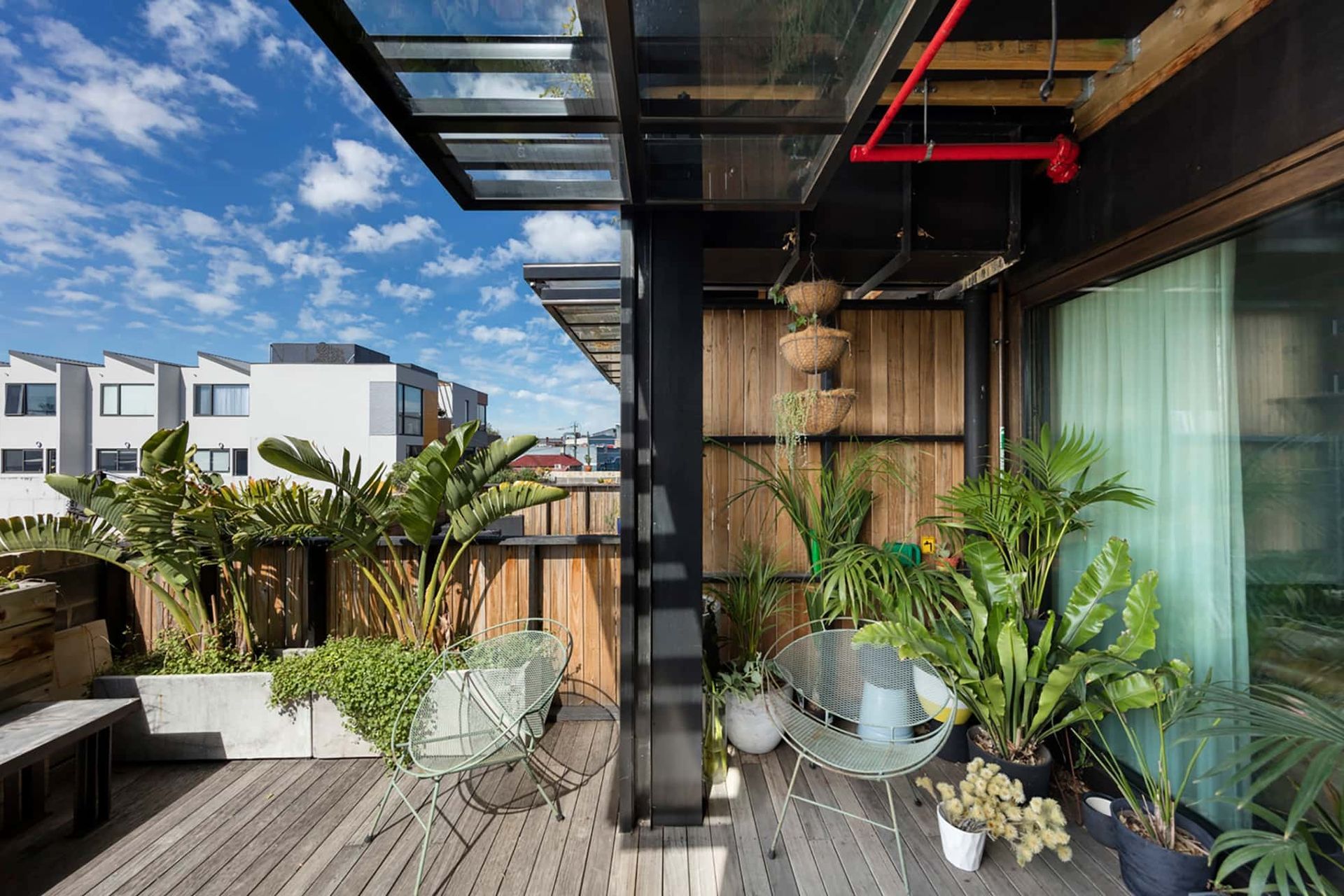 Photography: Dianna Snape, Tom Ross, Rebecca Ramage, Michael Downes, Andrew Wuttke