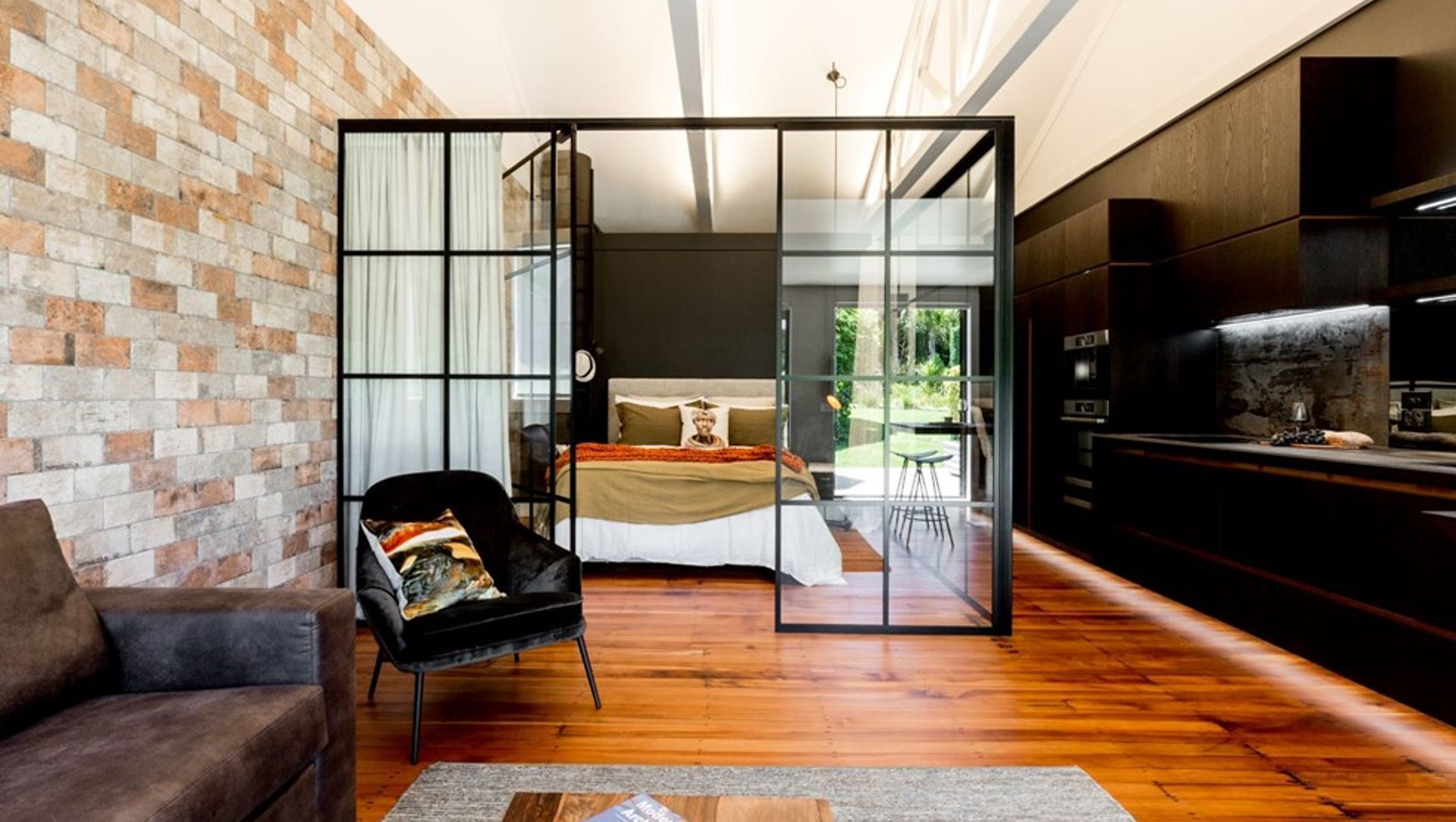 Style & Design In Waiheke Apartment banner