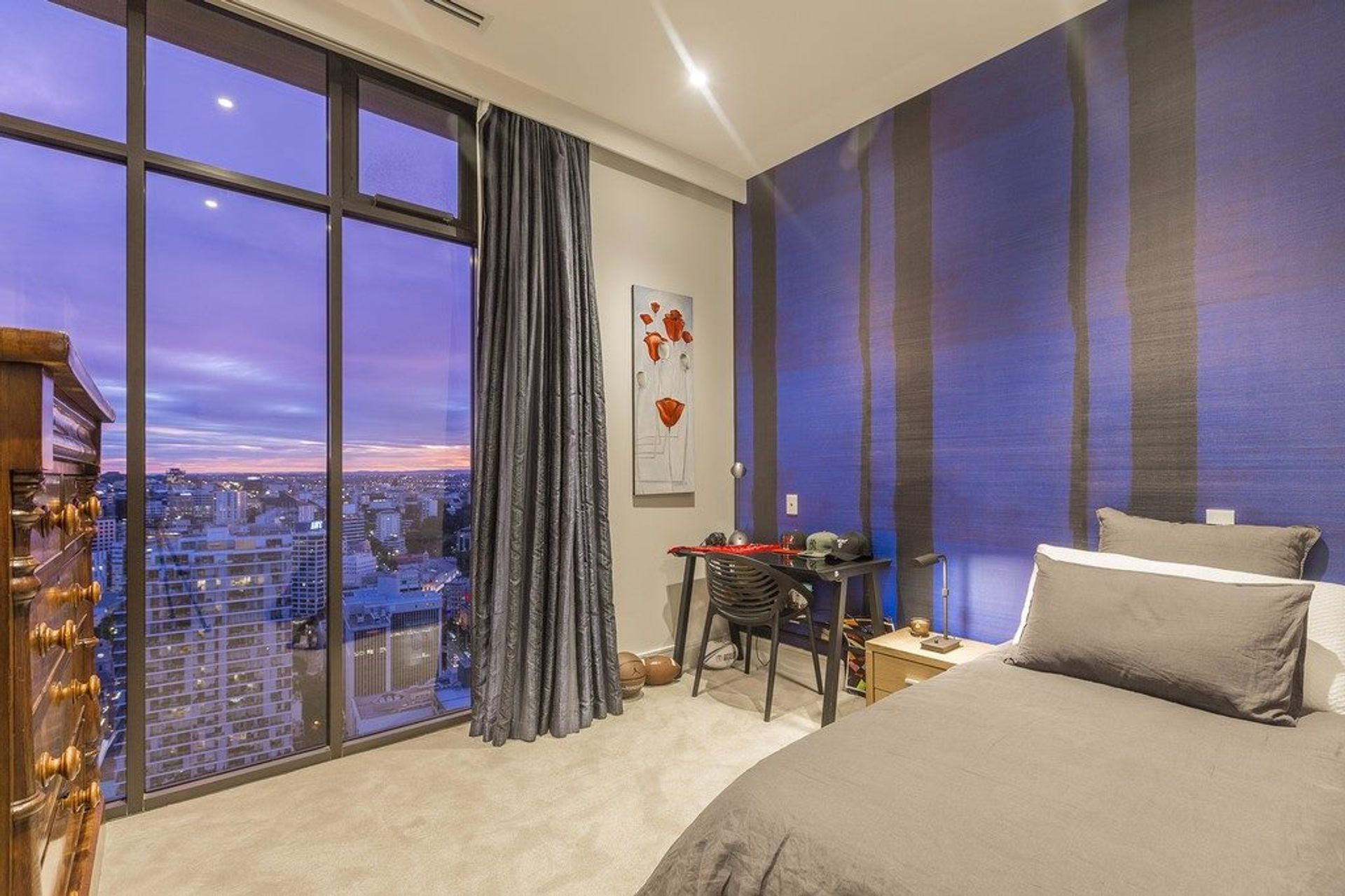 Metropolis Luxury Penthouse