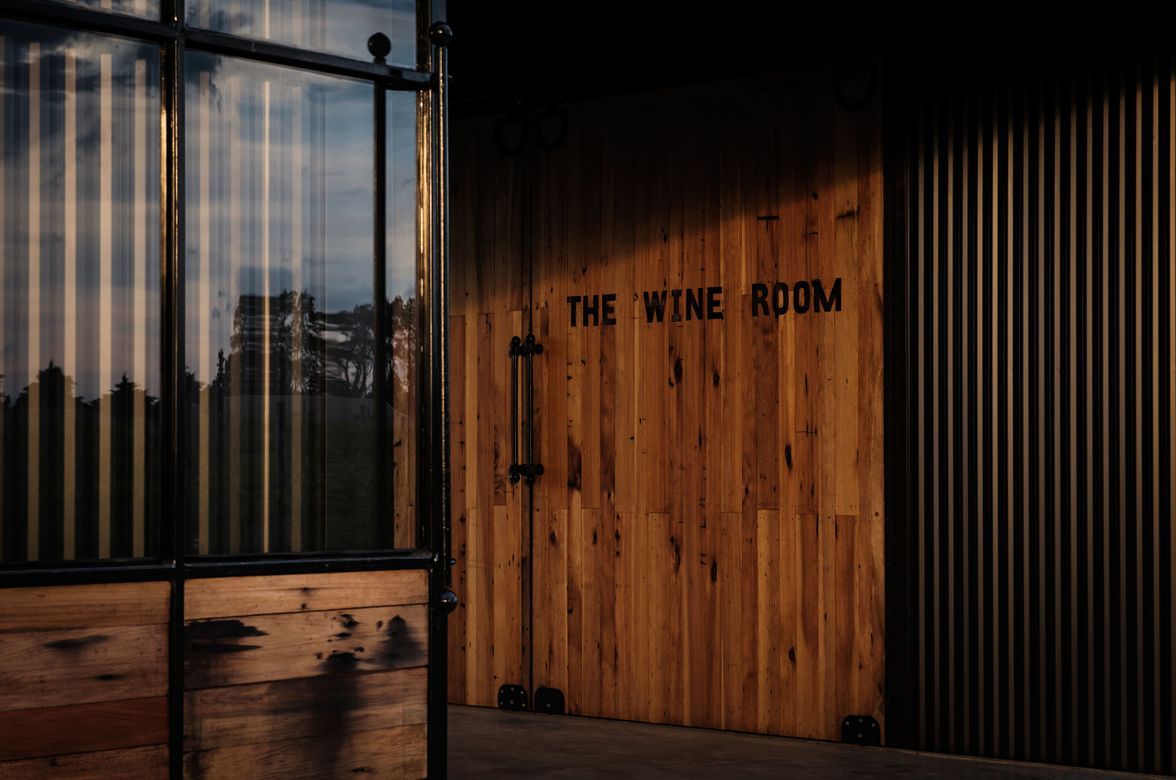 Poppies Winery & Apartment