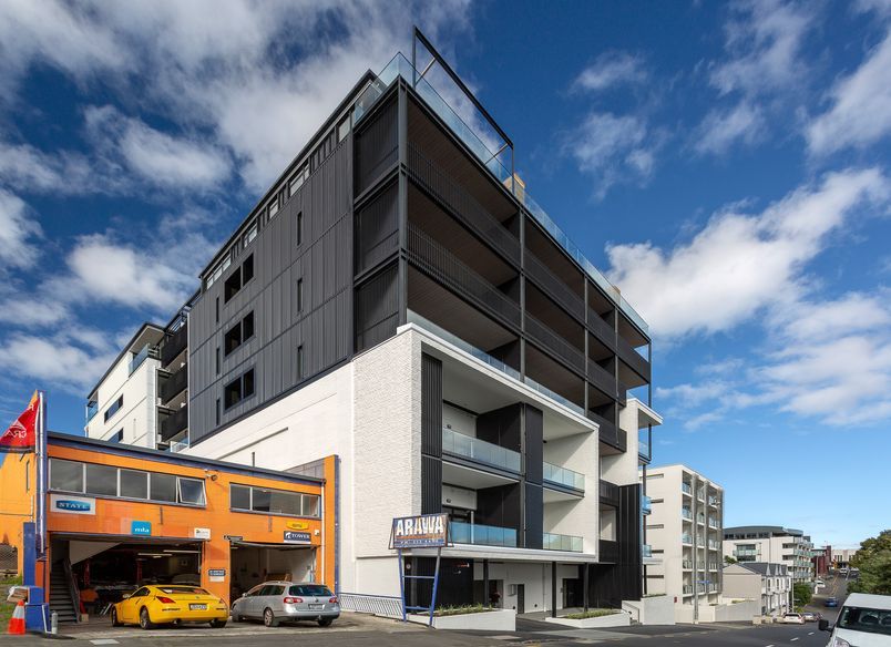 The Citizen Apartments, Newton