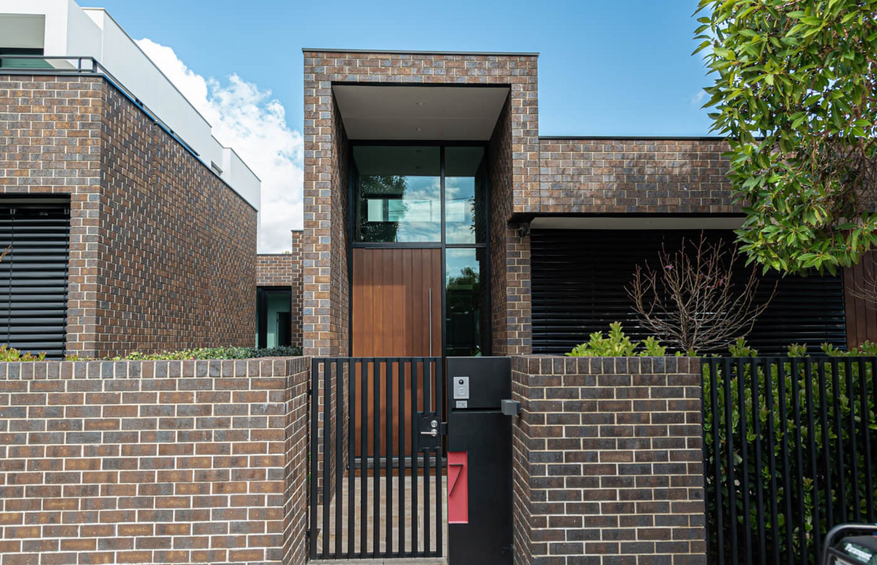 The Hyde Park Townhomes by Littlehampton Bricks and Pavers ArchiPro AU