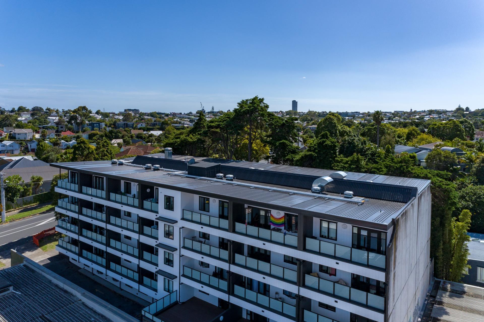Metalharrt Roofing - Commercial - Richmond Road