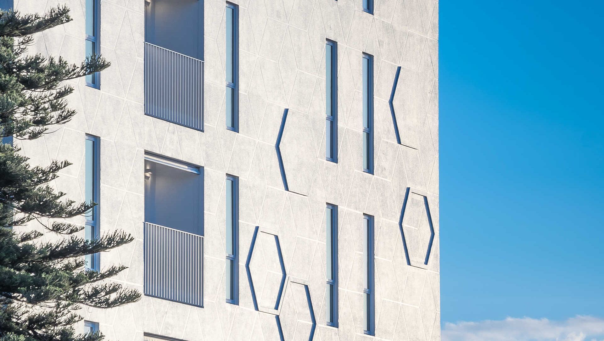 Daisy Apartments banner