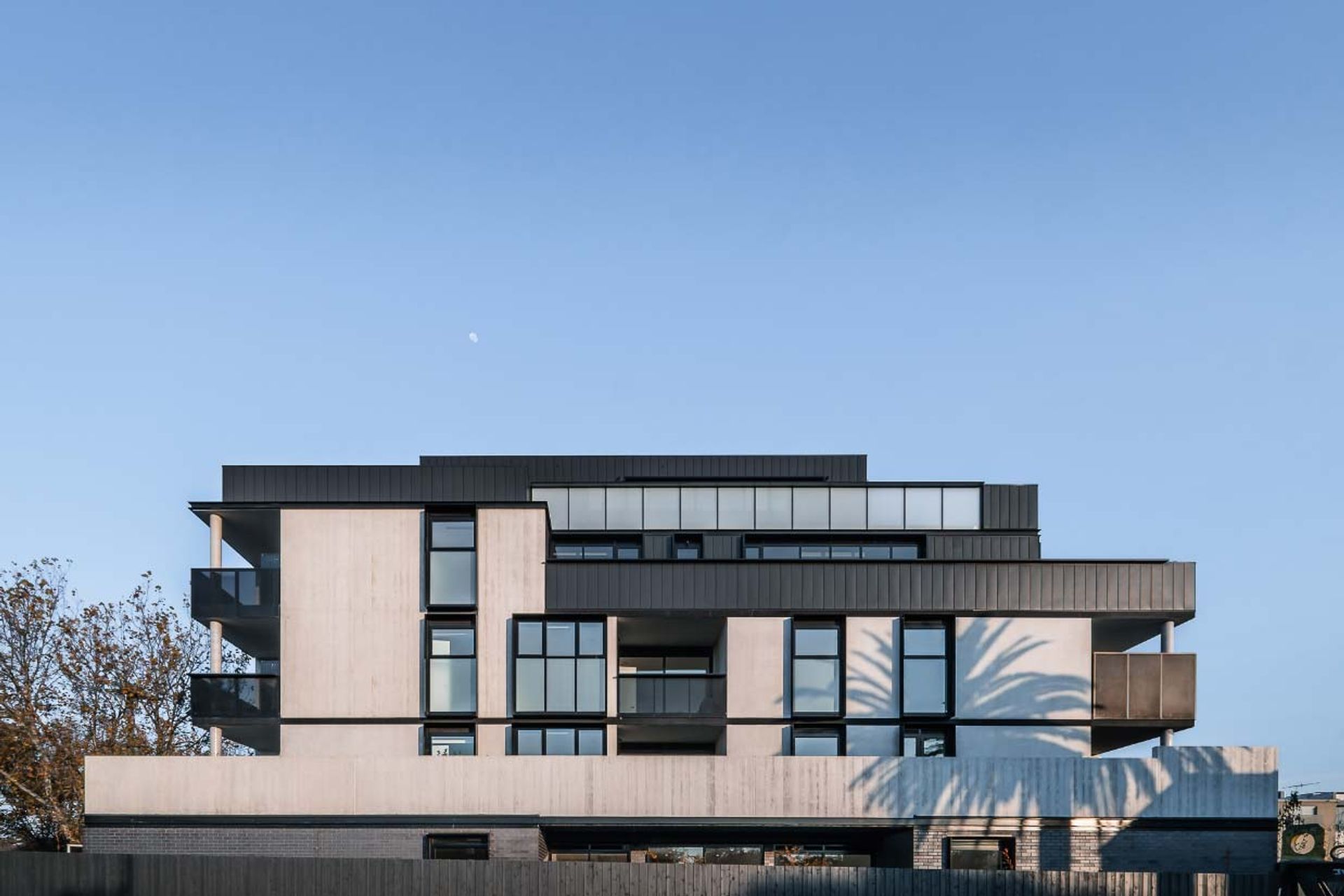 Dandenong Rd – Armadale