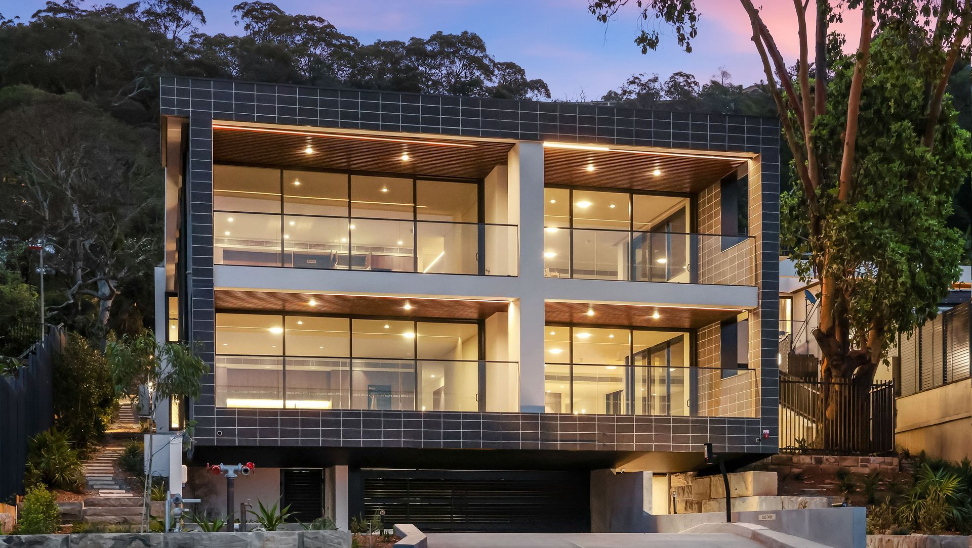 Omaroo Pittwater Development banner