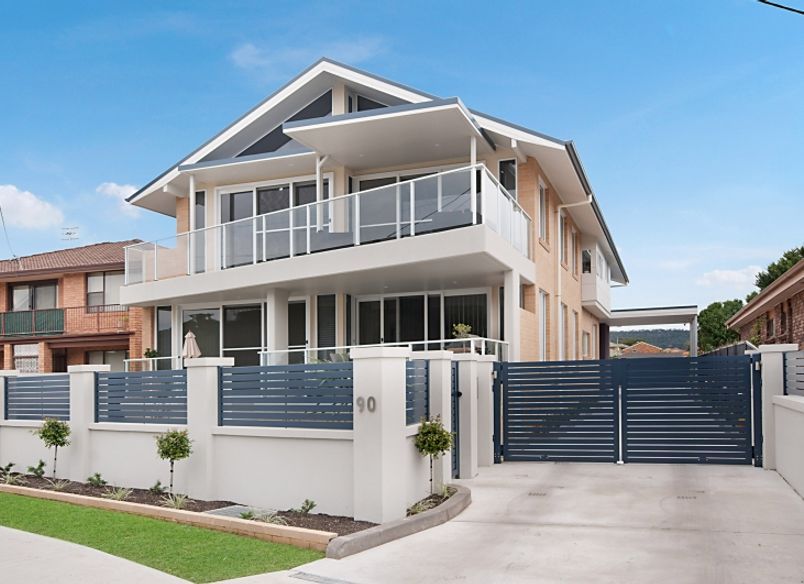 The Esplanade, Ettalong Beach