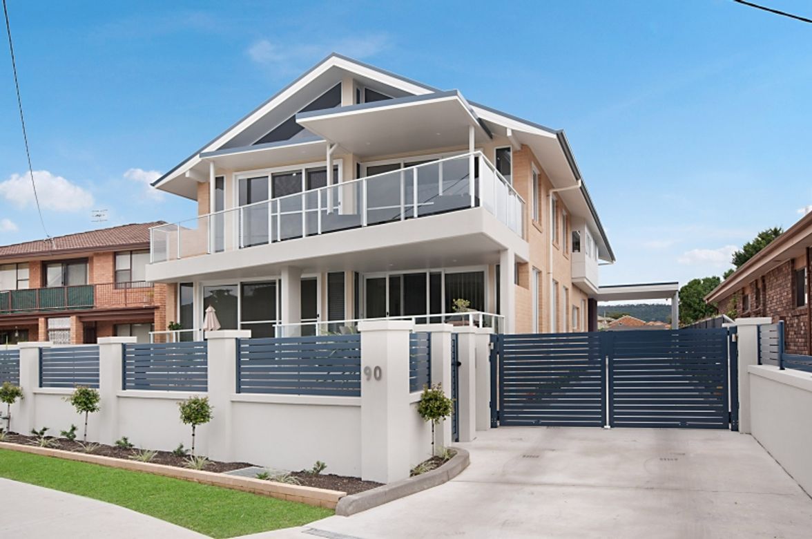 The Esplanade, Ettalong Beach