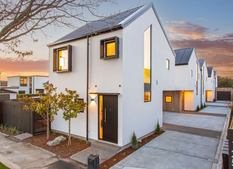 1-5/125 Canon Street - 5x Townhouses