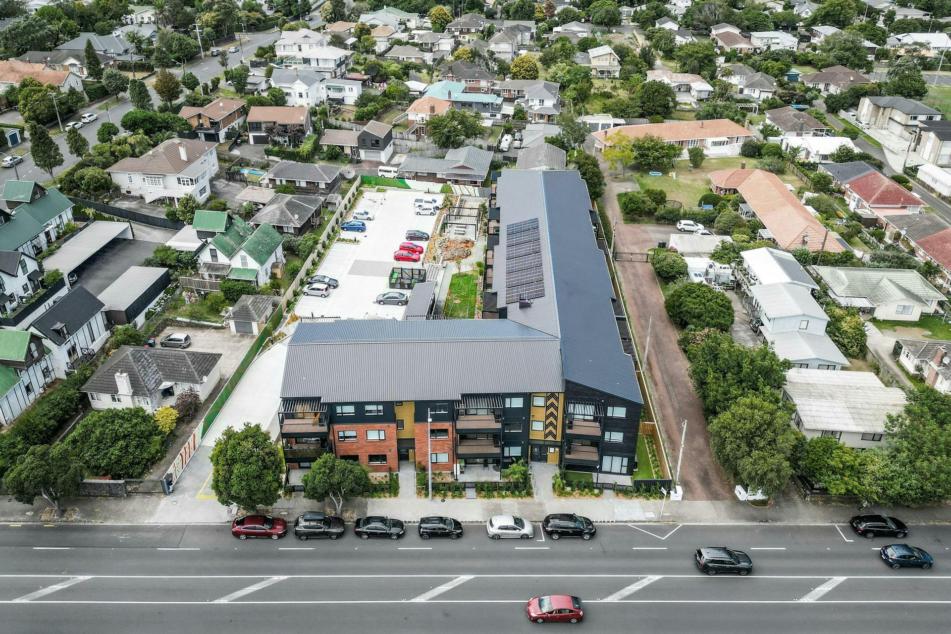 Kaweka-ApartmentsModern-ApartmentsConstrukt-ArchitectsAucklandStreet-Aerial.jpg